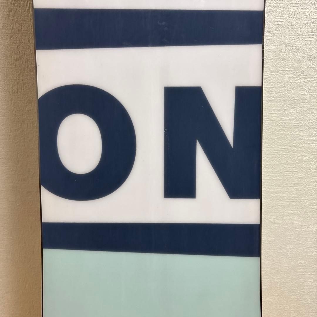 美品　Burton 156cm スノーボード板　CUSTOM FLYINGV