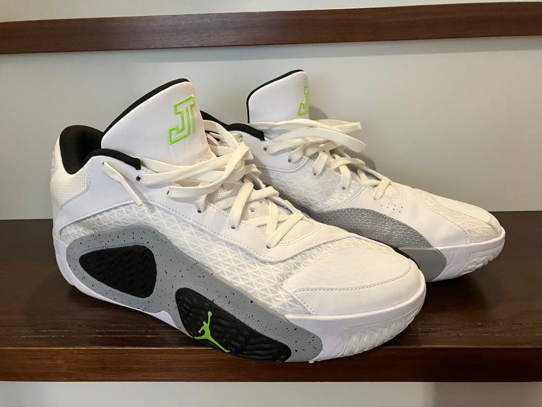 バッシュ ジョーダン テイタム2 29.5cm