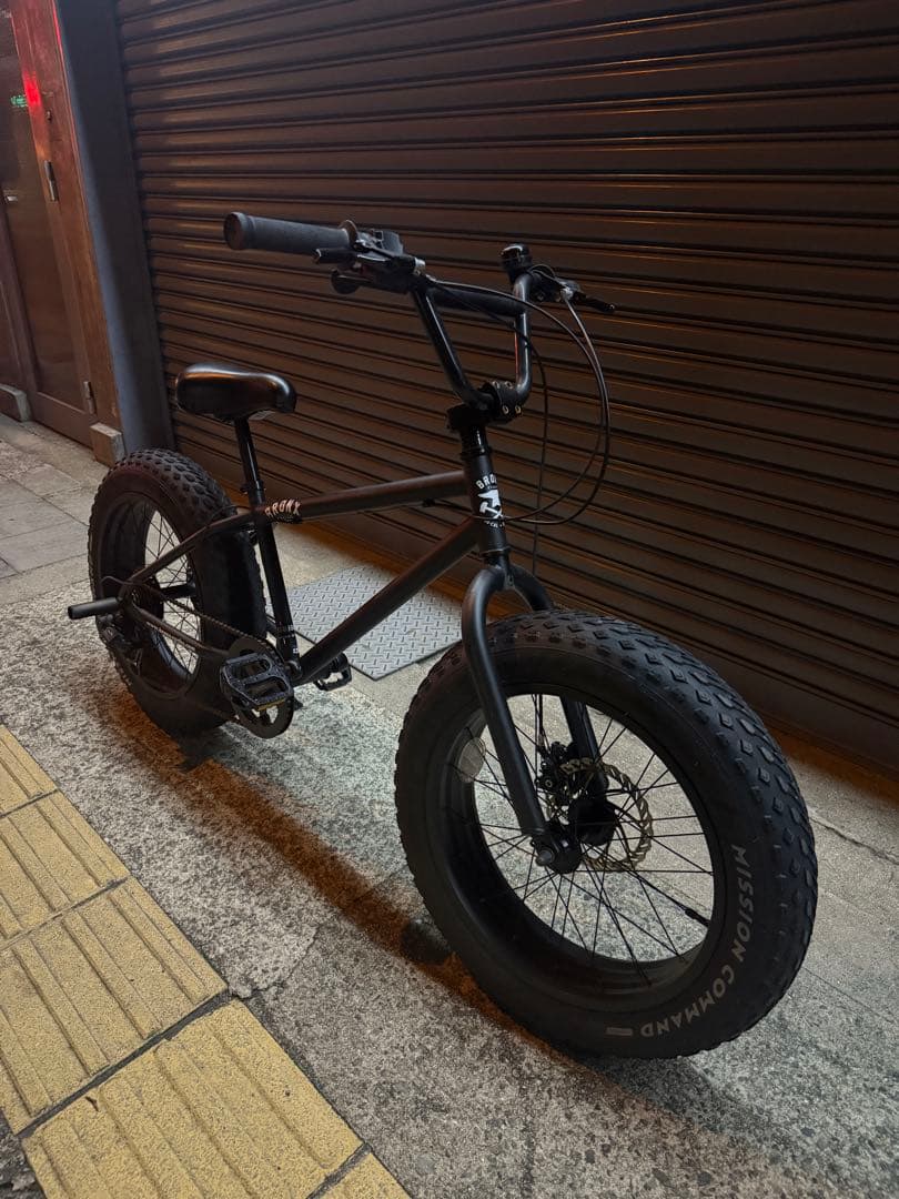 【引き取り・対面限定】bronx 20インチ　ファットバイク７段変則ギア