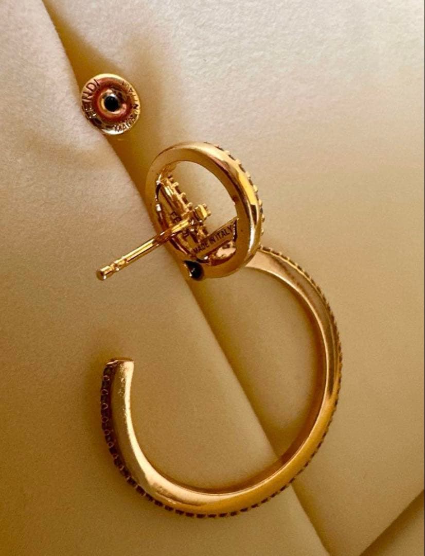 最終SALE♥︎超美品♥︎FENDI エフィズ フェンディ ピアス　片耳　即日匿配