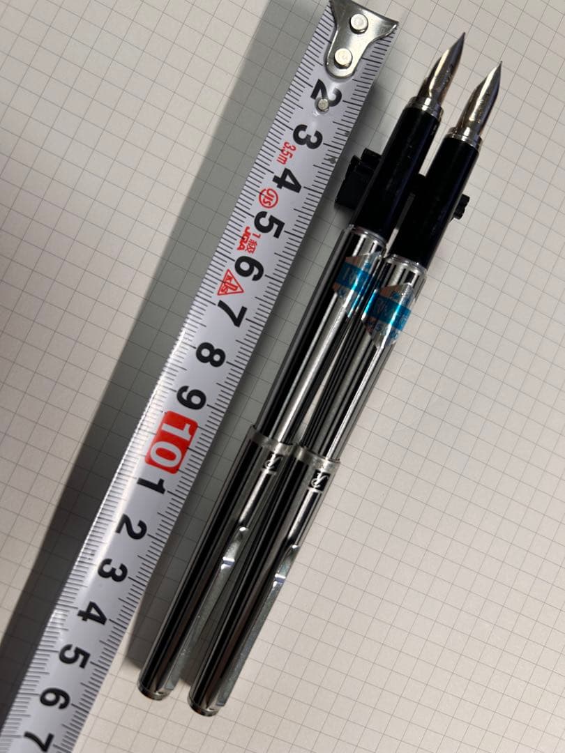 プラチナ万年筆 Riviere リヴィエール 18K WG 食刻 縦柄 廃盤