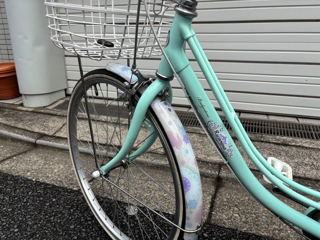 【東京都文京区近辺　受け渡し希望】ブリヂストン　リコリーナ　24インチ