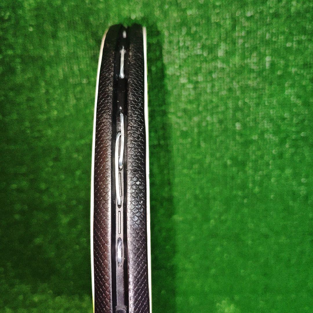 WILSON W4 SAVAGE LIME グリップ2