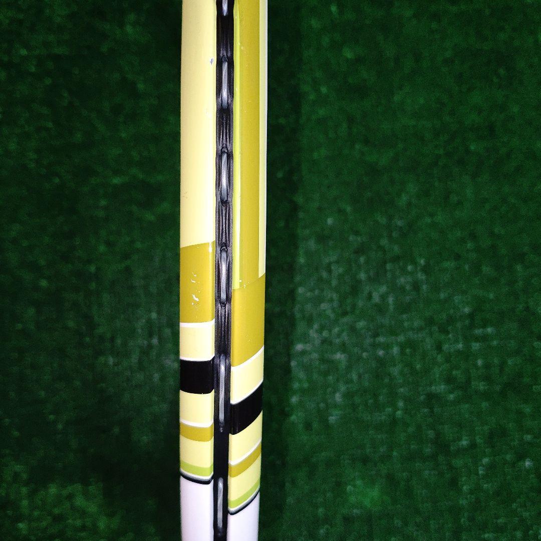 WILSON W4 SAVAGE LIME グリップ2