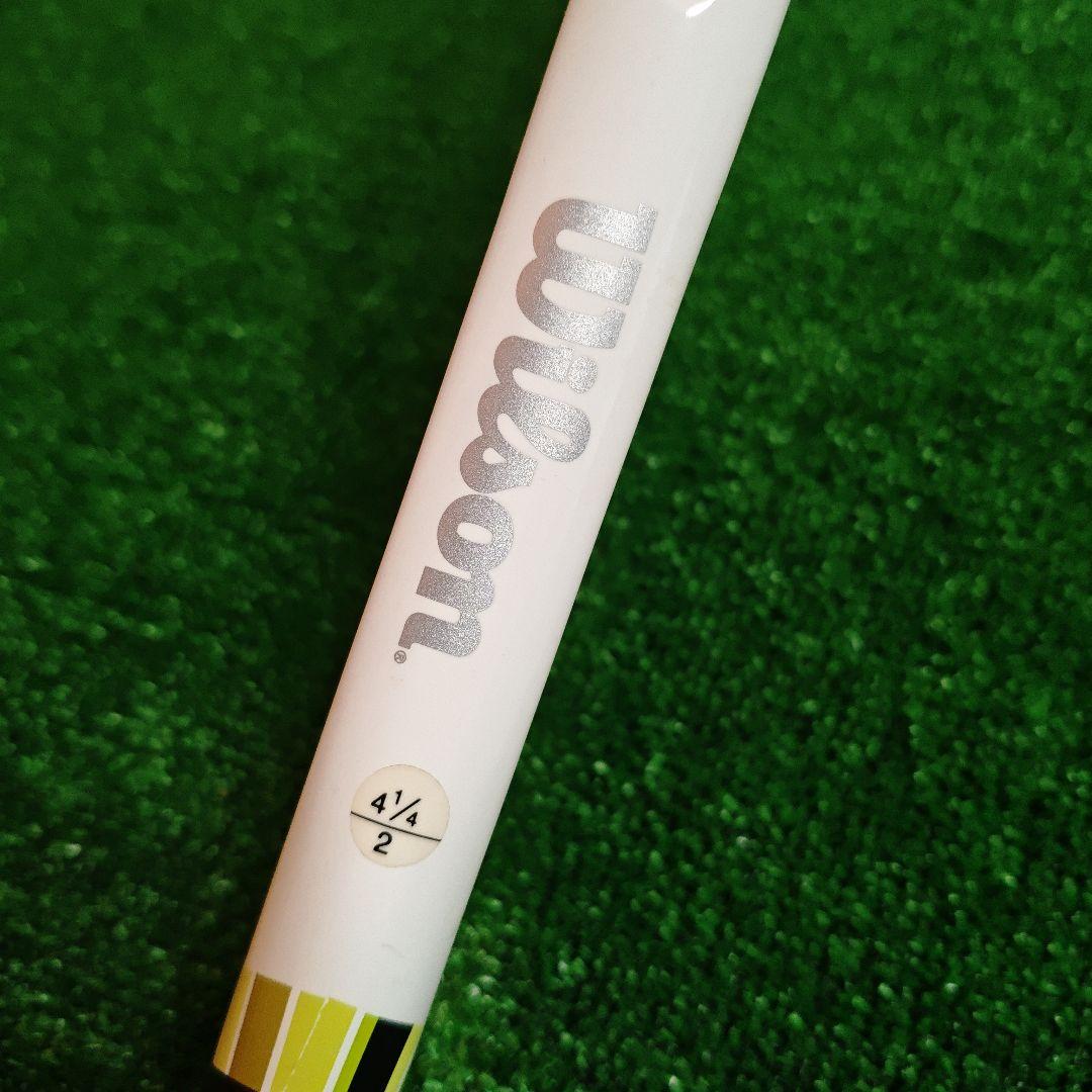 WILSON W4 SAVAGE LIME グリップ2