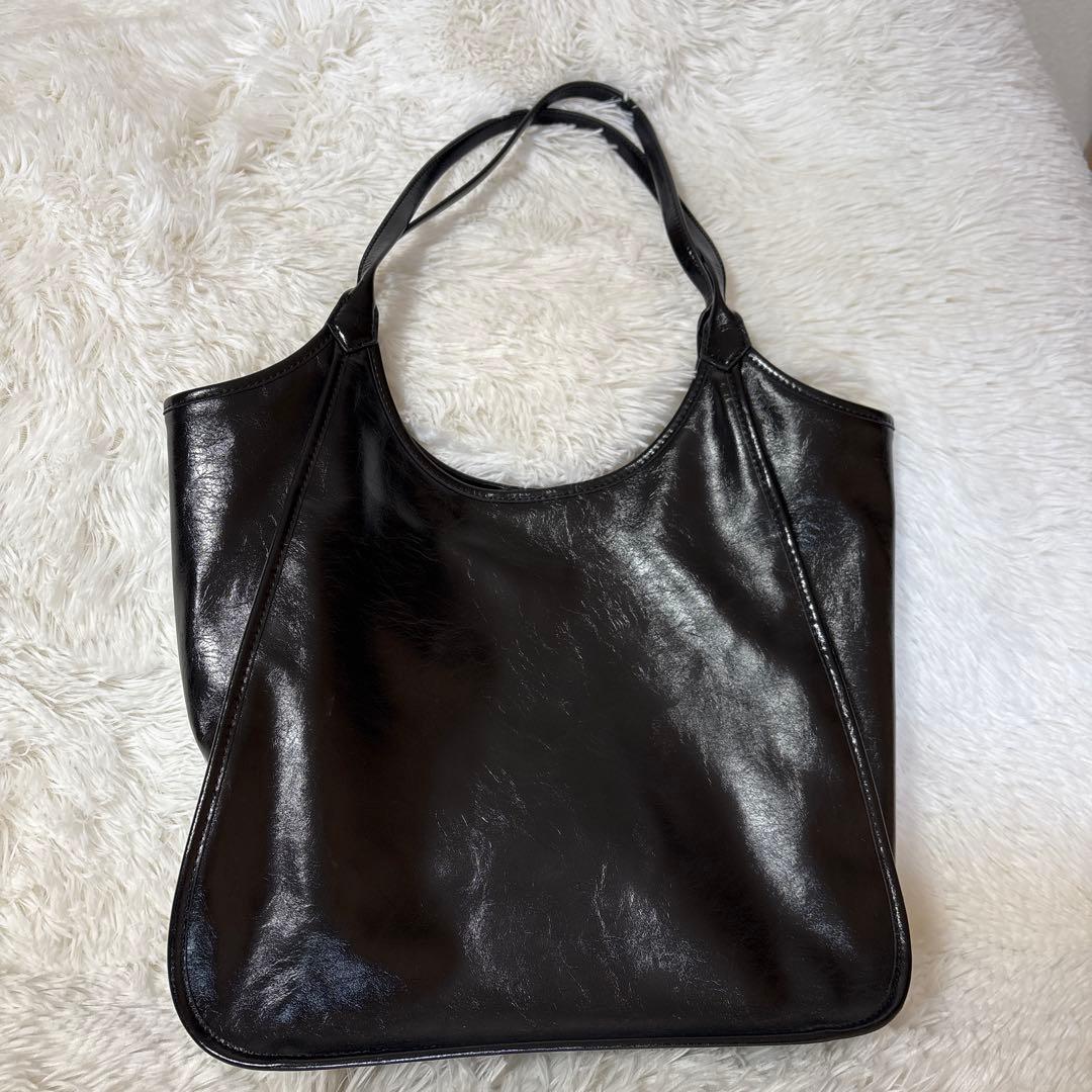 【美品】Siannaシアンナ クリンクルエフェクトスローチートートバッグ