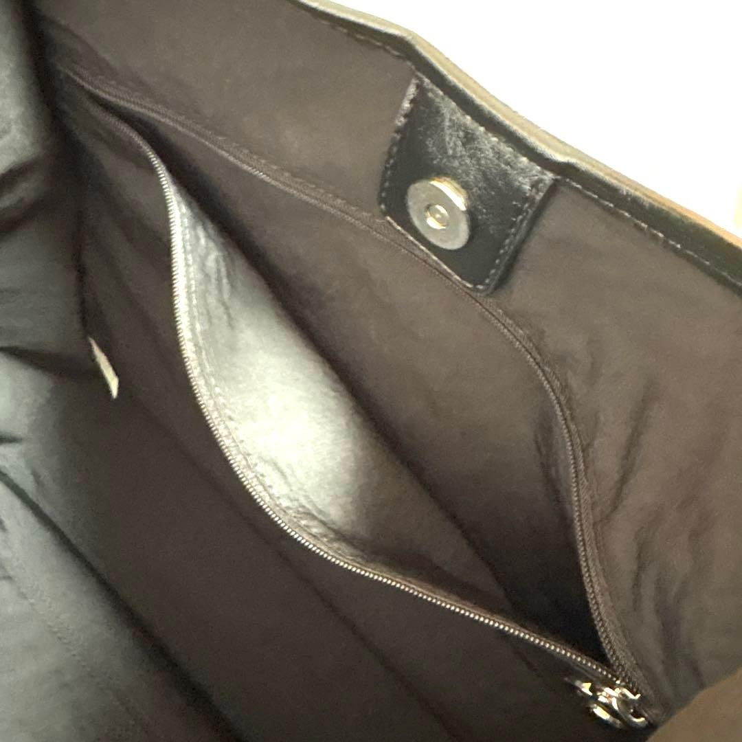 【美品】Siannaシアンナ クリンクルエフェクトスローチートートバッグ