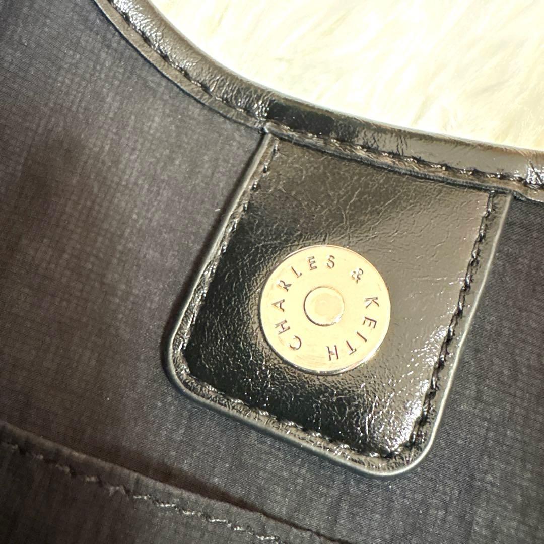 【美品】Siannaシアンナ クリンクルエフェクトスローチートートバッグ