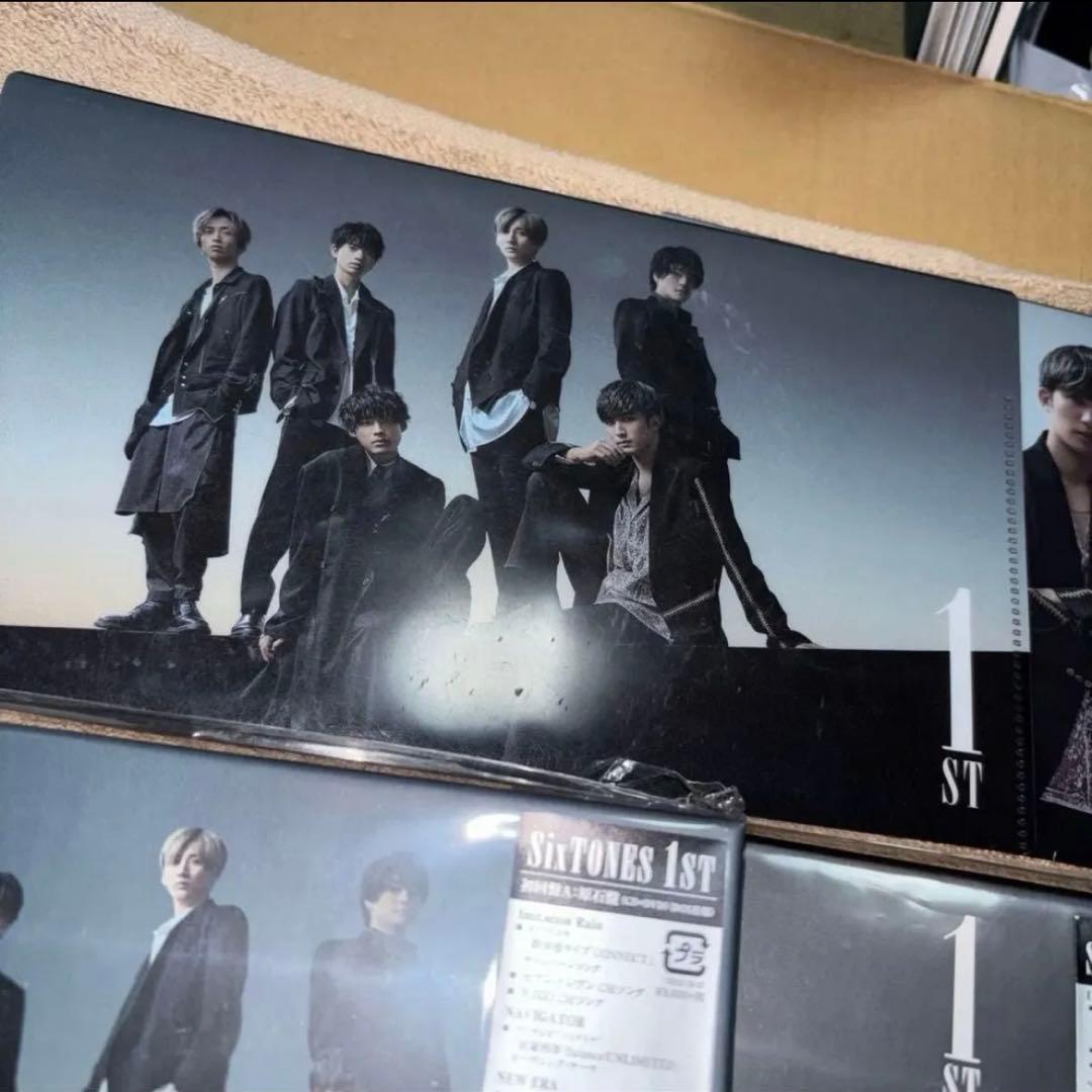 SixTONES 1ST3形態 (初回盤AB) (初回スリーブ仕様通常盤)
