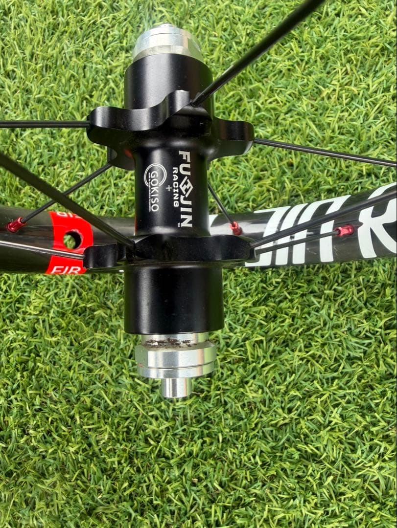 フージンカーボンホイール『APEX』