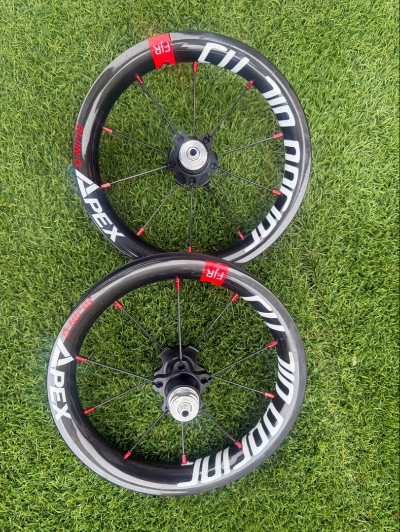 フージンカーボンホイール『APEX』