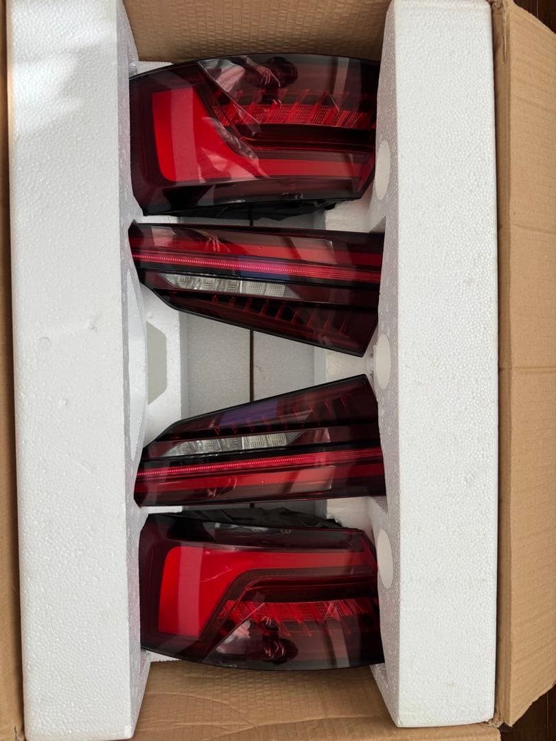 Audi A5 S5 用 純正テールライト セット