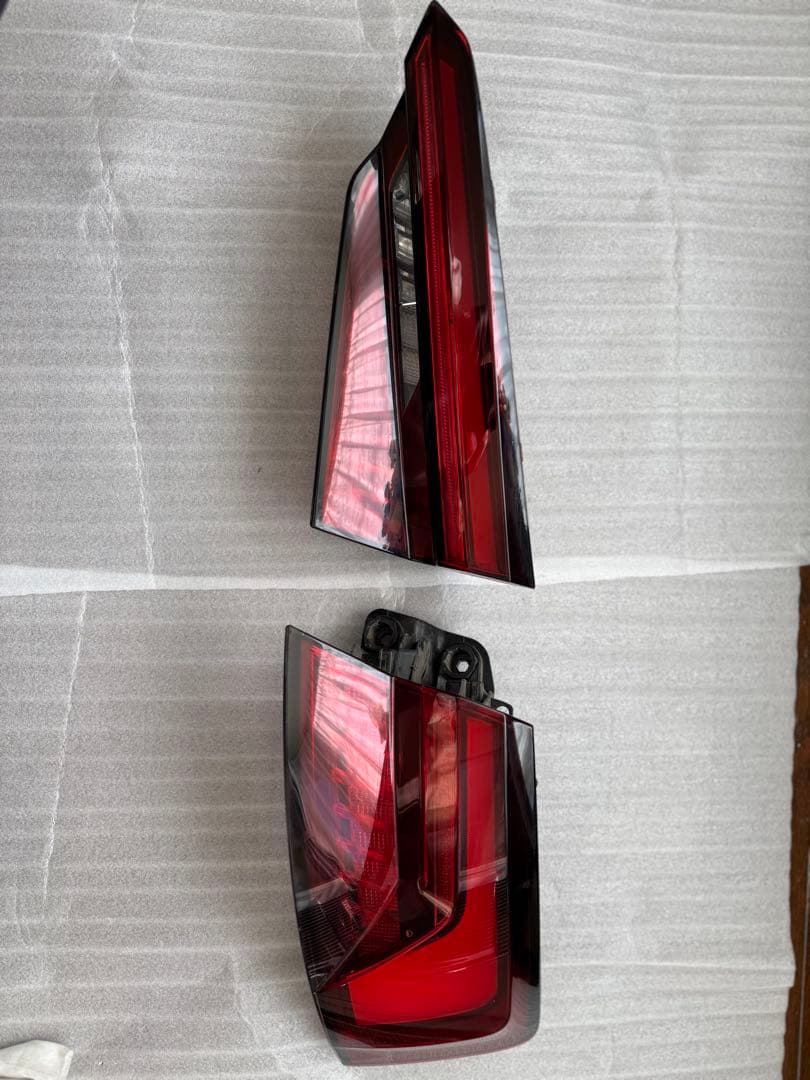 Audi A5 S5 用 純正テールライト セット