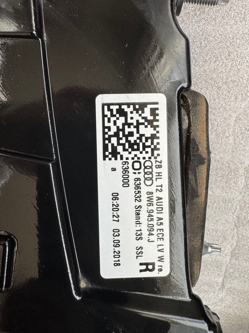 Audi A5 S5 用 純正テールライト セット