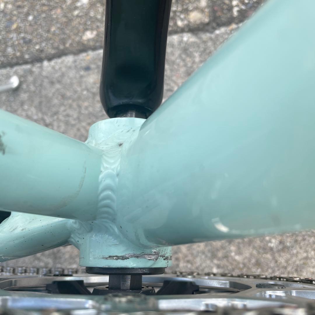 クロスバイク　8速フロントシングル