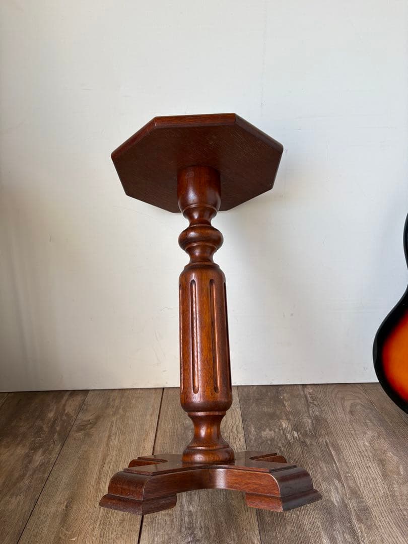 八画　花台　サイドテーブル　木製