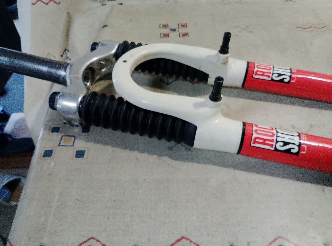 ROCK SHOK INDY XC フォーク エンド幅 約100mm 動作確認済