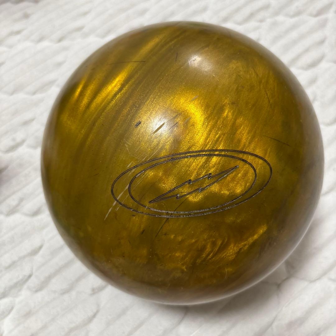 STORM FOREST LOCK ボウリングボール ゴールド