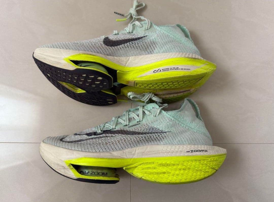 ナイキ　アルファフライ2 24.5cm