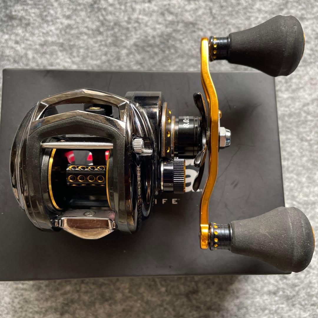 アブガルシアベイト/ ビッグシューターコンパクト。ギア比8.0:1《美品中古》