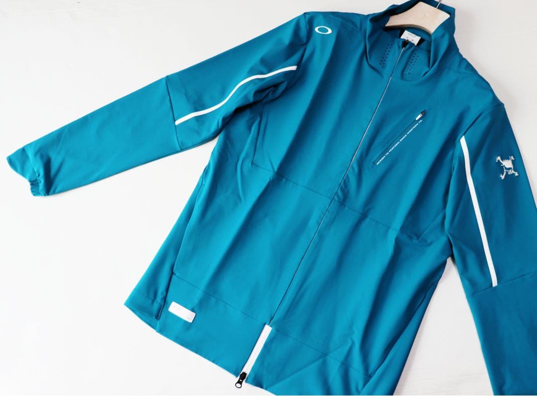 《オークリー》未使用 4WAYストレッチジャケット レインウェア M(日本L)