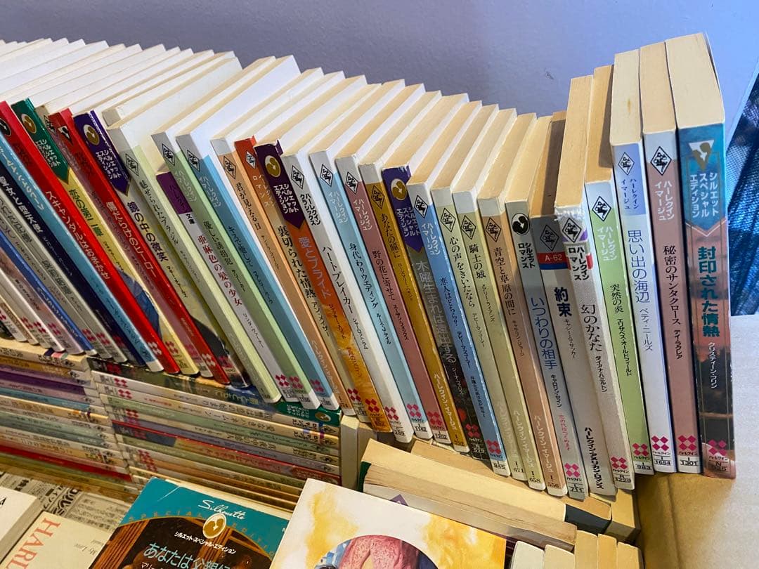 ハーレクイーン他文庫たくさん