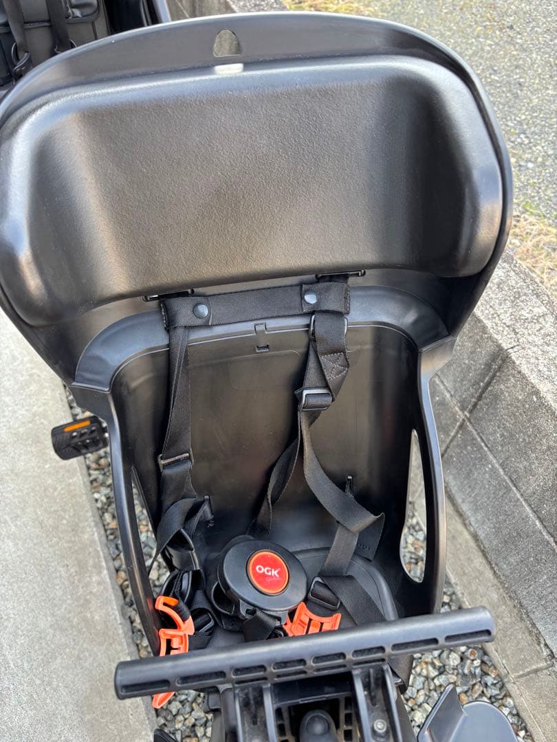 Gyutto 3人乗り　後付けシート　電動アシスト自転車 チャイルドシート付き