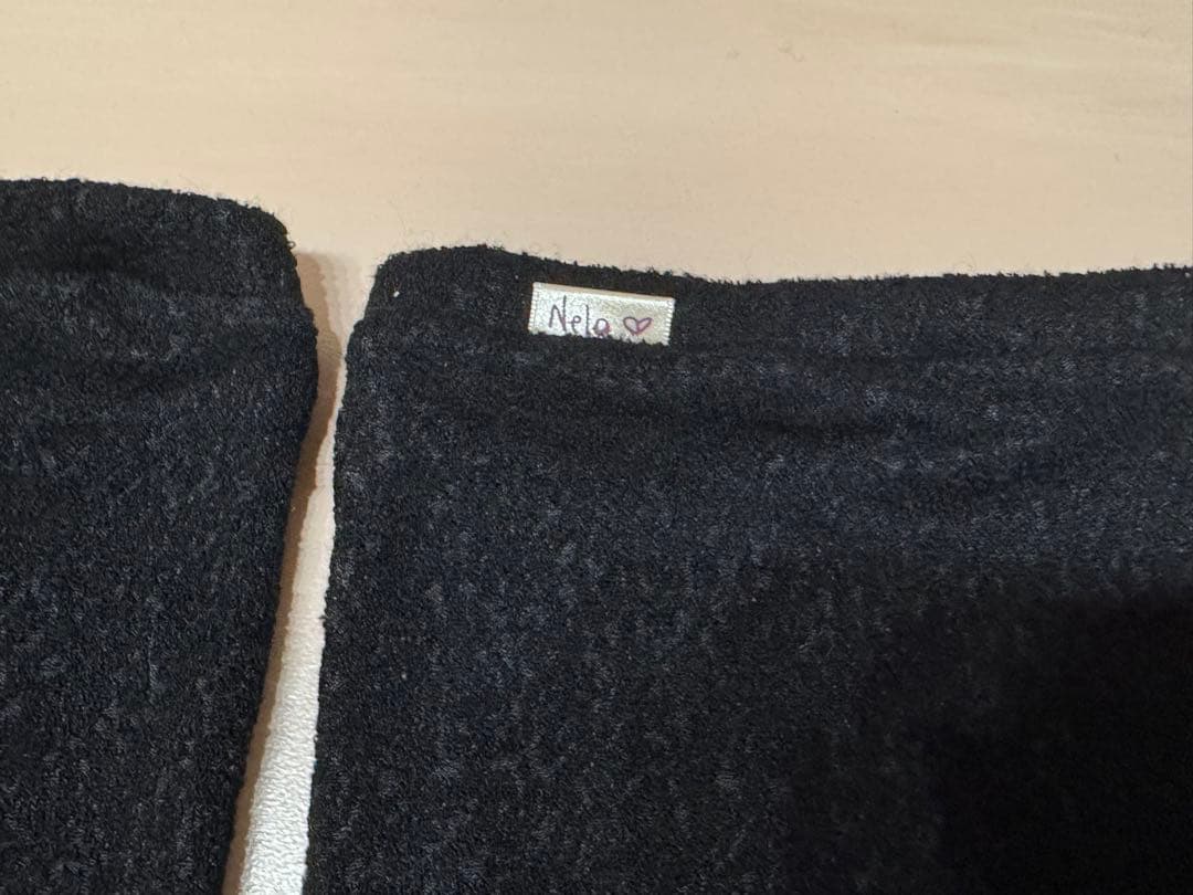 【試着のみ極美品】Nela ライン レッグウォーマーロング