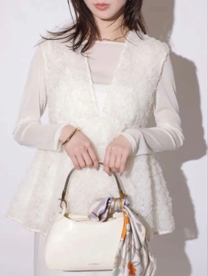 マイストラーダ デコラチュールブラウス 白 38 定価18700円 未使用品