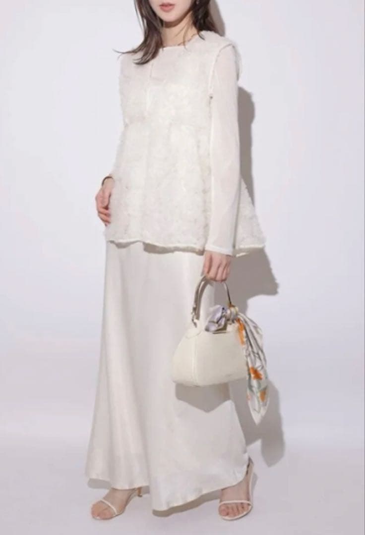 マイストラーダ デコラチュールブラウス 白 38 定価18700円 未使用品