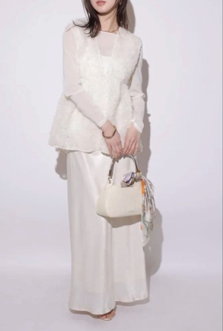 マイストラーダ デコラチュールブラウス 白 38 定価18700円 未使用品