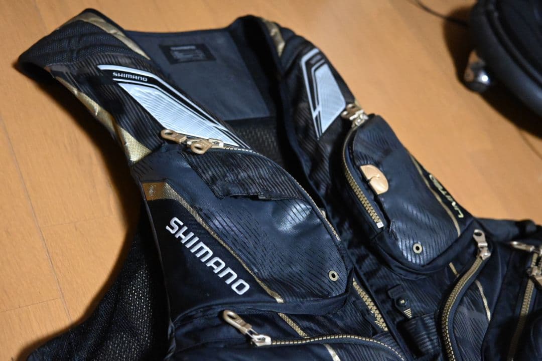 シマノ　磯　SHIMANO 　LIMITED PRO フローティングベスト