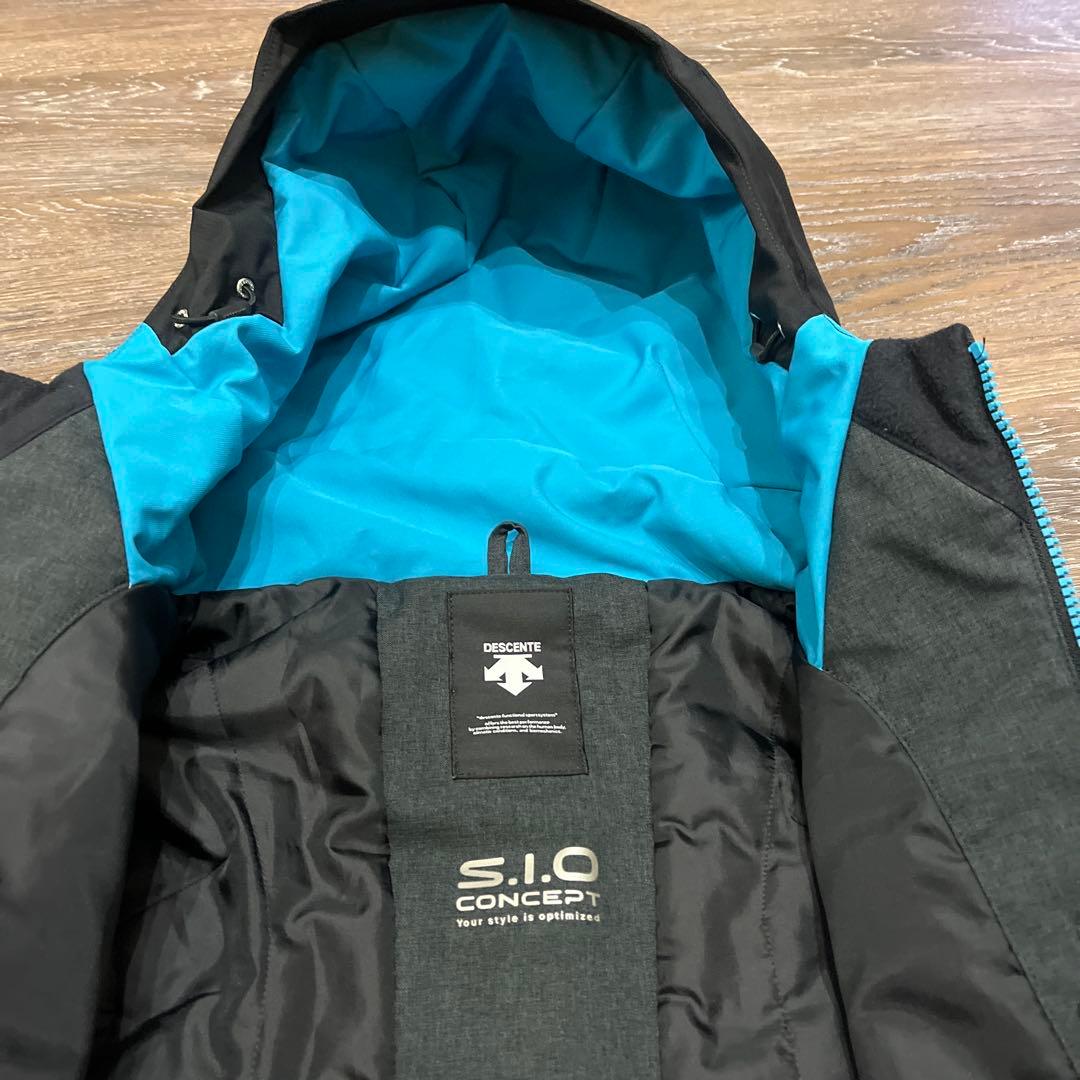 デサント セットアップ　上下　スキーウェア　L 男性　メンズ　美品　高機能モデル