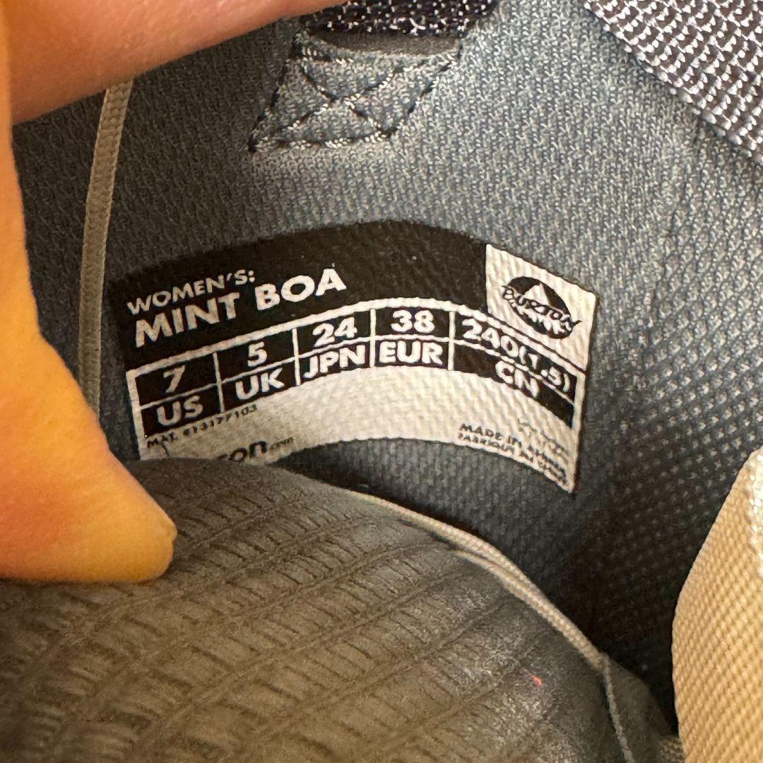 美品 BURTON MINT BOA 24㎝ ブーツ 初心者