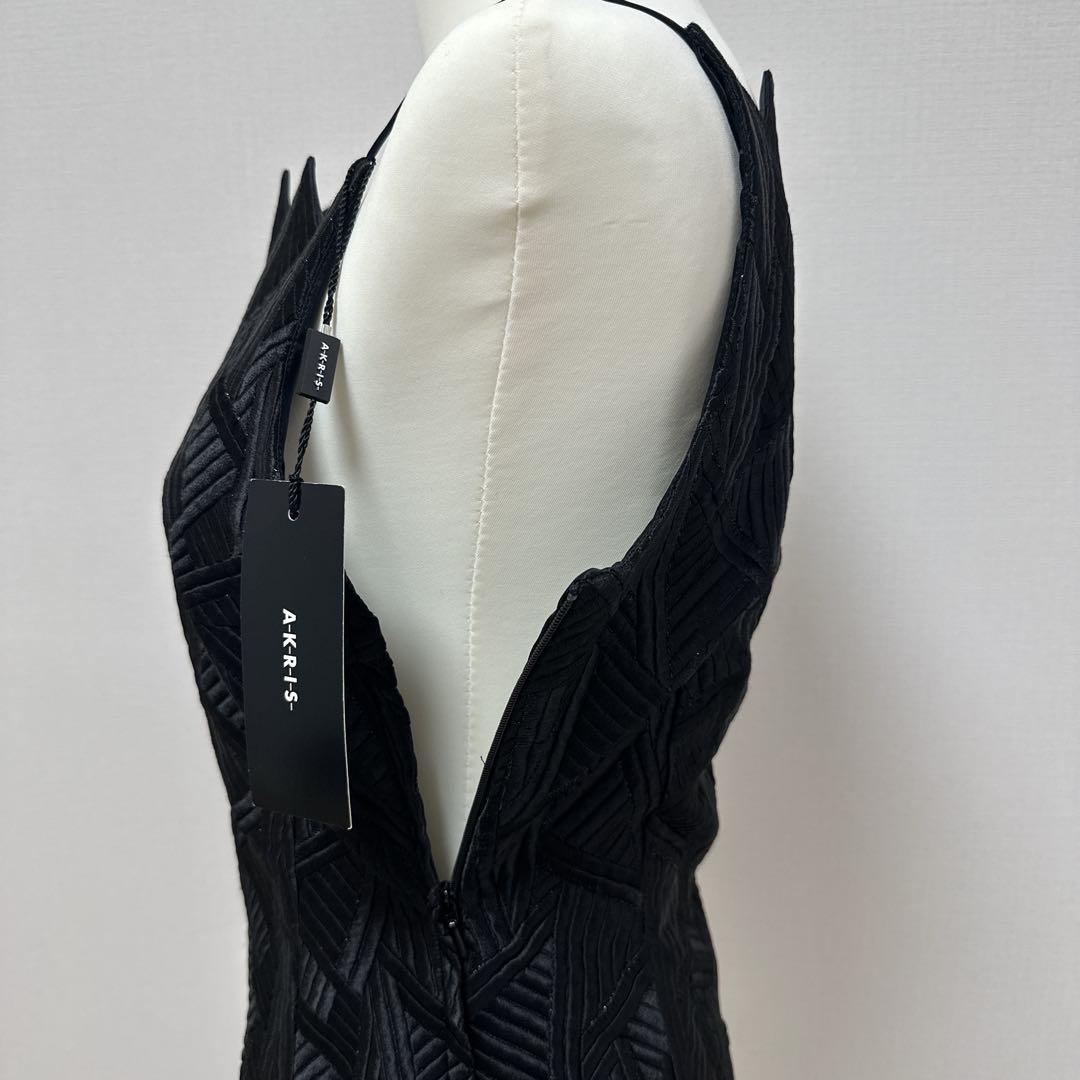 未使用【AKRIS】幾何学模様 黒 ビスチェ　キャミソール　シルク　36