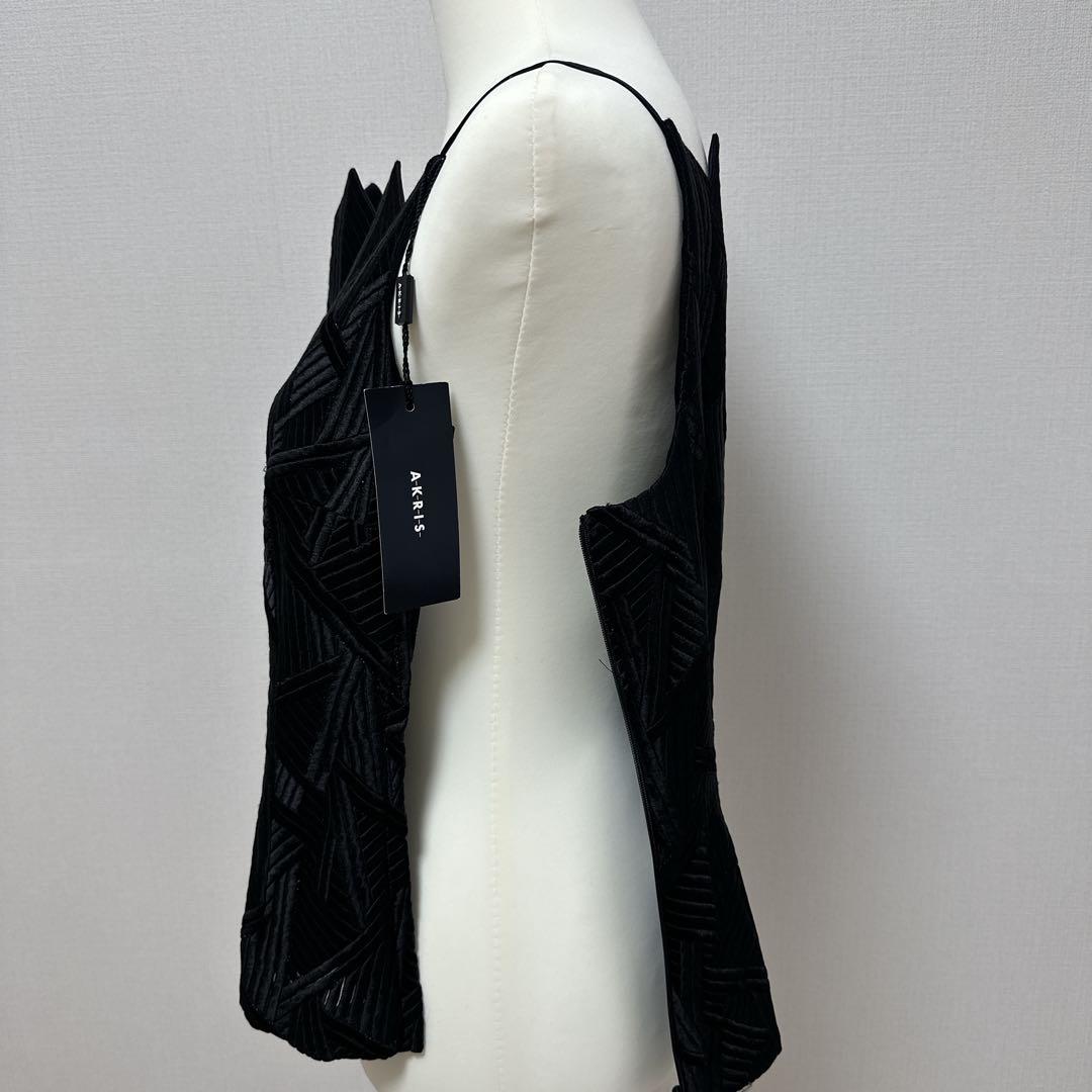 未使用【AKRIS】幾何学模様 黒 ビスチェ　キャミソール　シルク　36