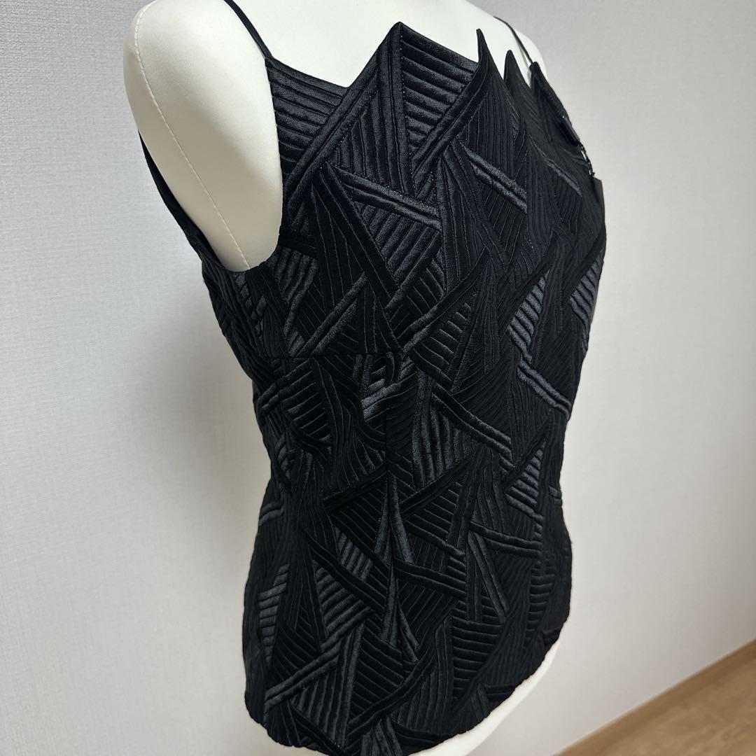 未使用【AKRIS】幾何学模様 黒 ビスチェ　キャミソール　シルク　36