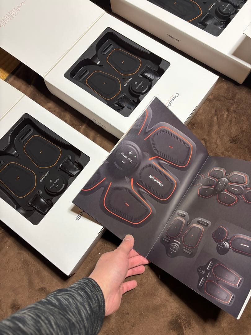 【未使用】SIXPAD 5点セット お腹1・腕2・脚2 自宅保管／箱ダメージあり