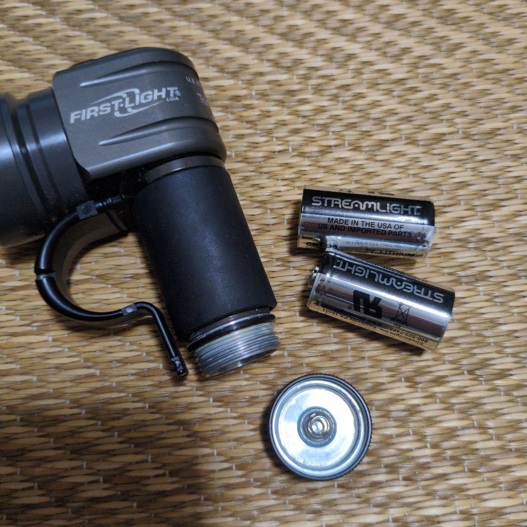 FIRST-LIGHT フラッシュライト