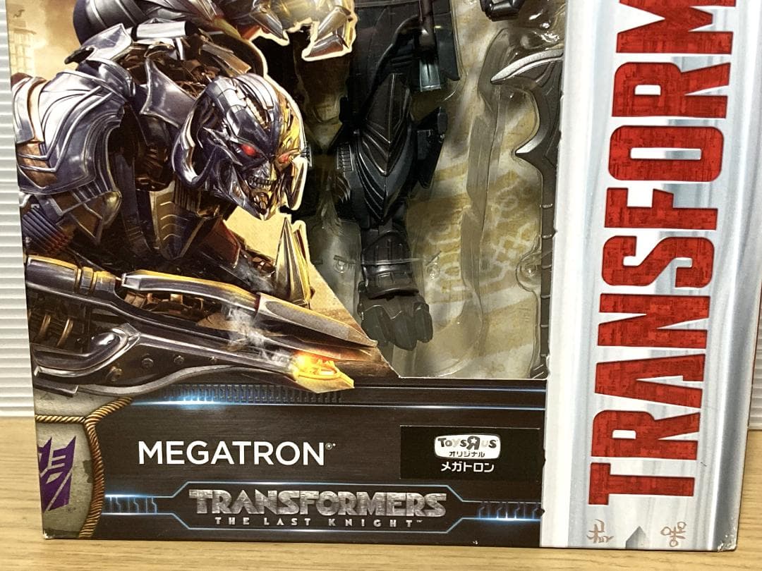 未使用　タカラトミー　トランスフォーマー　メガトロン　トイザらス限定