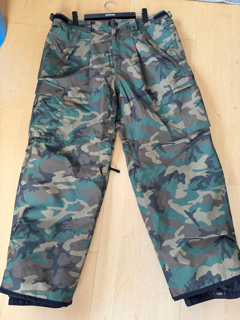 686 ウェア 25/26モデル 上下セット　 限定激レアモデル