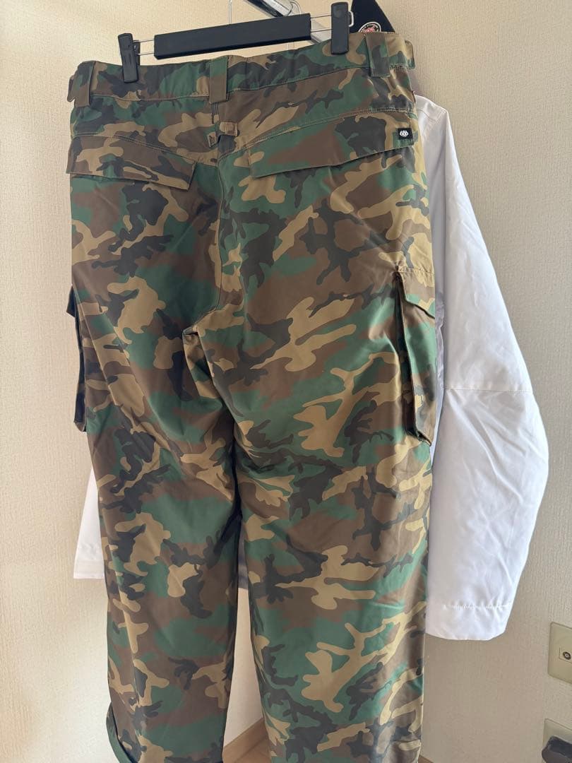 686 ウェア 25/26モデル 上下セット　 限定激レアモデル