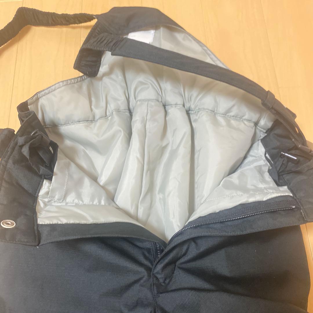 スキーウェア調節付き(145〜160 cm)6点セット売り