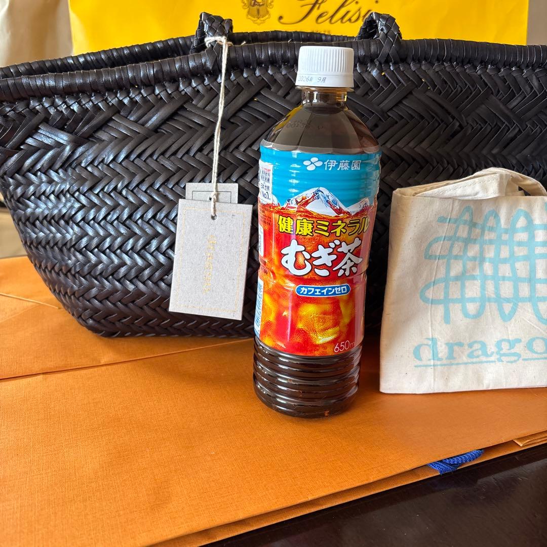 新品ドラゴン　未使用DRAGON 黒　バッグ