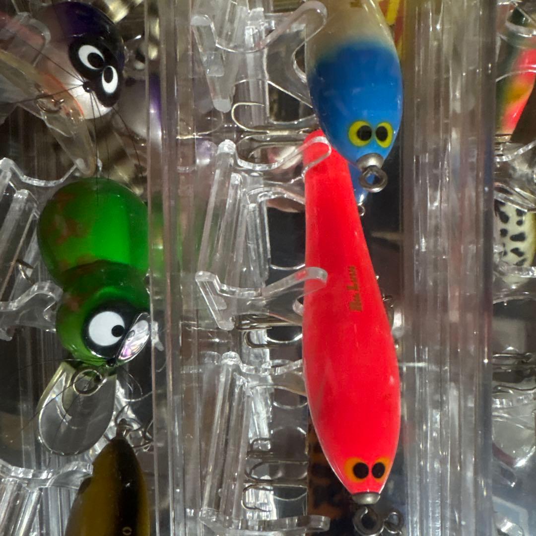 ハードルアーとコレクションケース バルサ50、ハトリーズ、ズィール