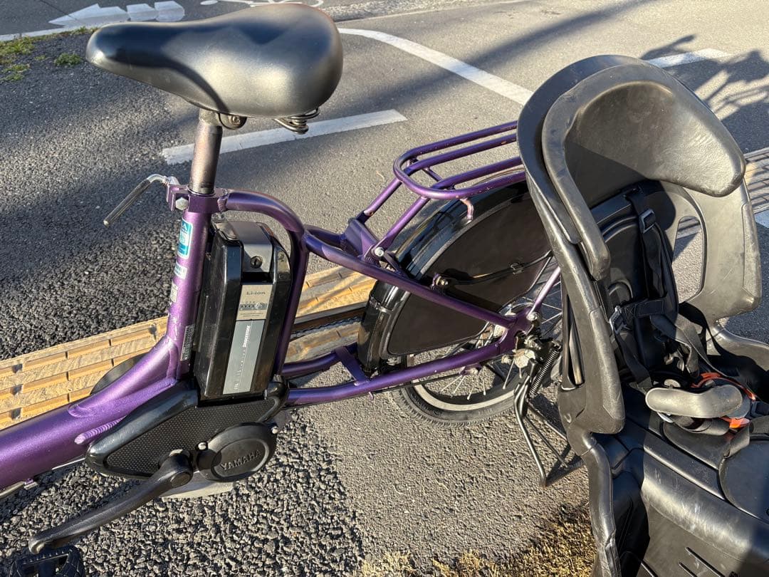 中古20㌅YAMAHA電動アシスト自転車　8.9Ah 大阪　028