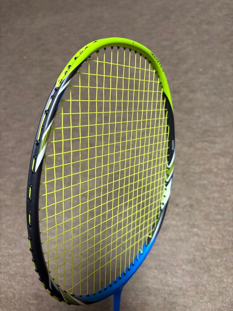 バドミントンラケット 引退品4本まとめ売り