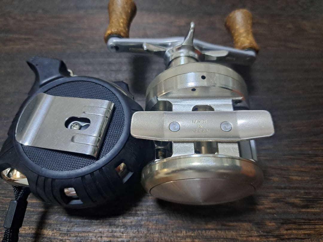 希少　ダイワ　ミリオネア　CV-Z　105L　左ハンドル