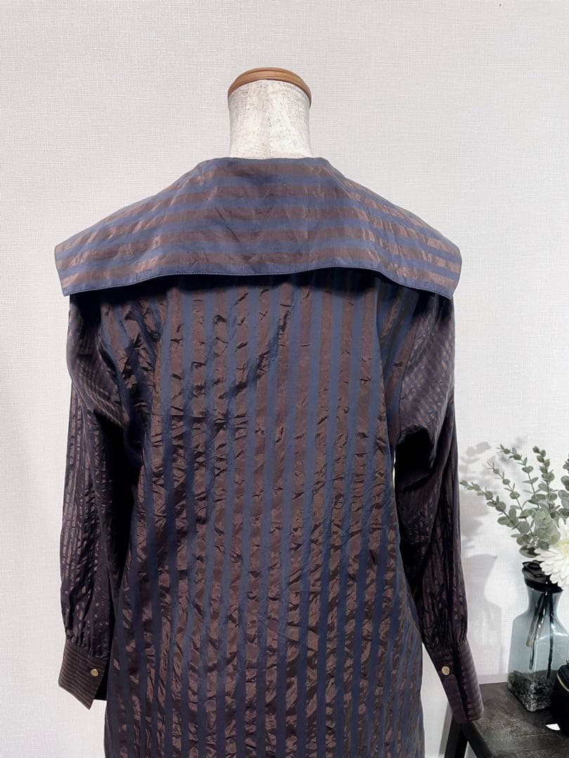 美品BRAHMINストライプ柄セーラー襟シャツワンピース袖ゴールドボタンロング丈