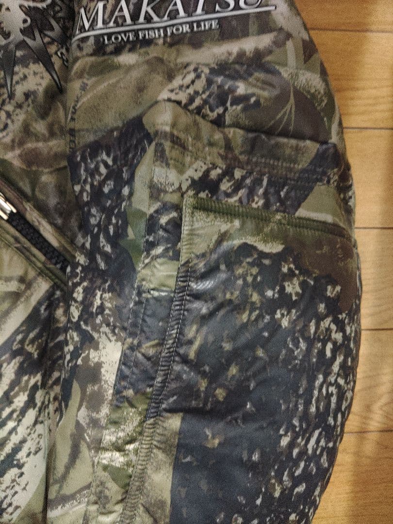 東レバウオ迷彩ファー付きフードジャケット